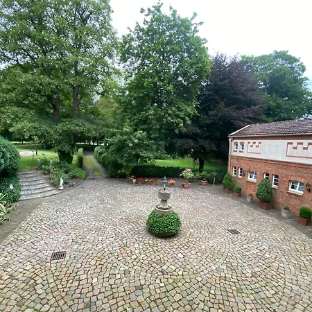 住宿加早餐酒店 Schloss Karow 普劳西