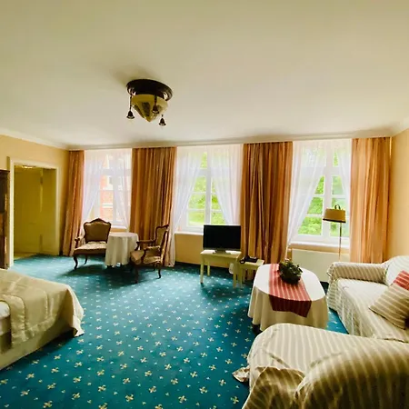 Schloss Karow * Plau am See