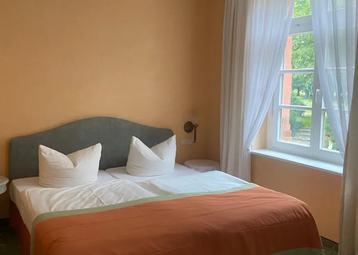 Frühstückspension Schloss Karow Plau am See